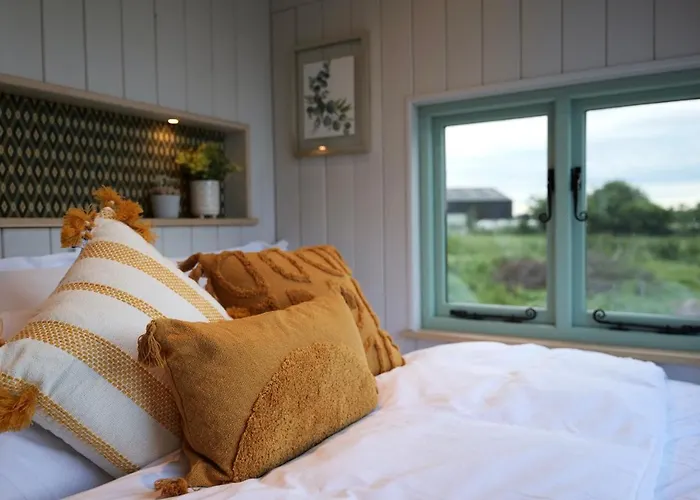 Luxury Retreat 30Mins Taxi Ride From West London